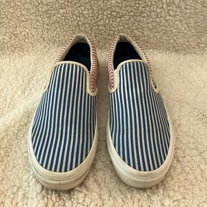 Deck Club Slip-On Vans